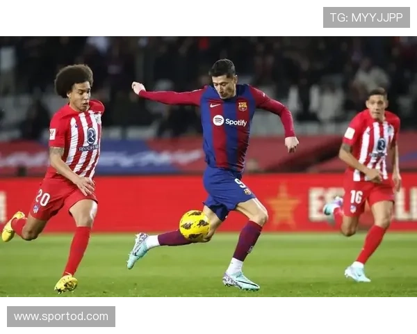 巴萨防线稳定性面临考验，球队阶段性变化影响争冠形势