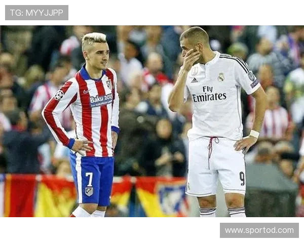 格里兹曼与本泽马：法国进攻核心角色与战术贡献对比分析