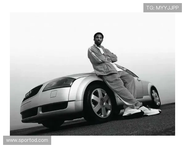 科比凌晨四点的豪宅车库，停着七辆超跑却只喝白水