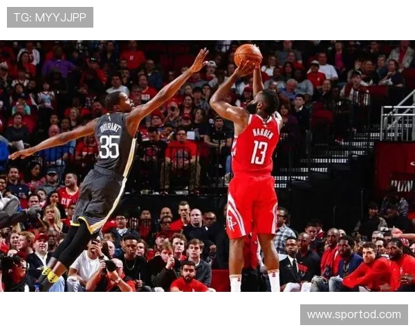 哈登挡拆造机会效率提升显著 拉开球队进攻节奏差异明显