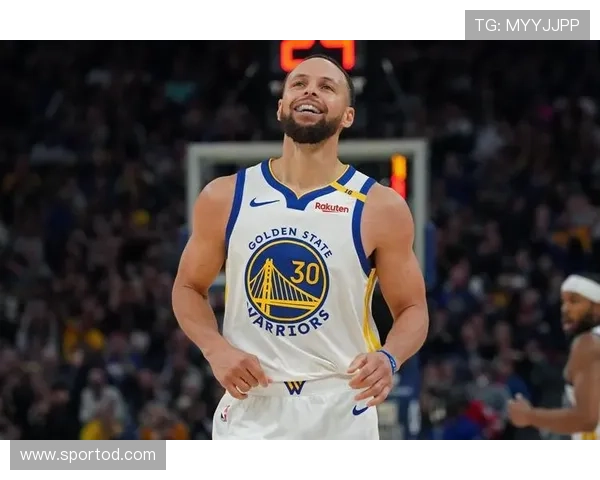 斯蒂芬·卡斯尔助攻效率提升显著，挡拆配合库里拉开三分火力差距